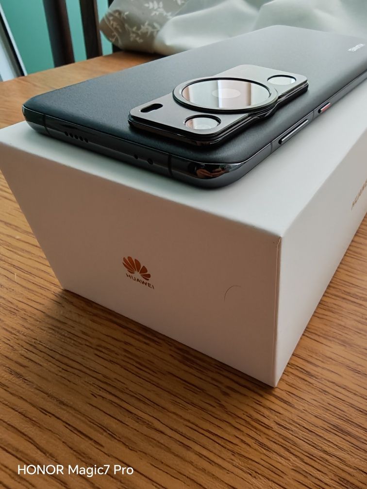 Продавам HUAWEI P60 Pro