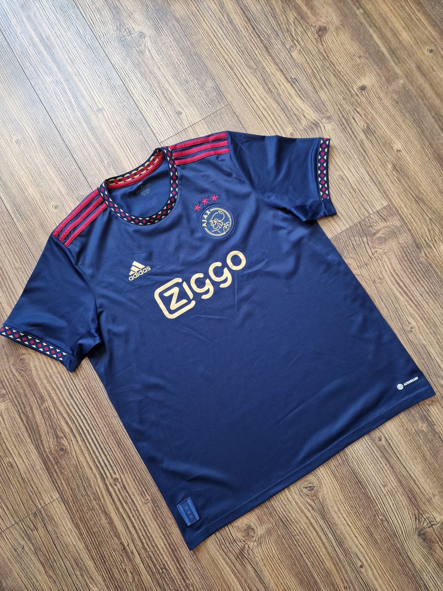 Страхотна мъжка  тениска ADIDAS AJAX 2022-2023 ,  размер  XL