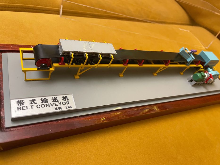 Масштабная модель ленточного конвейера