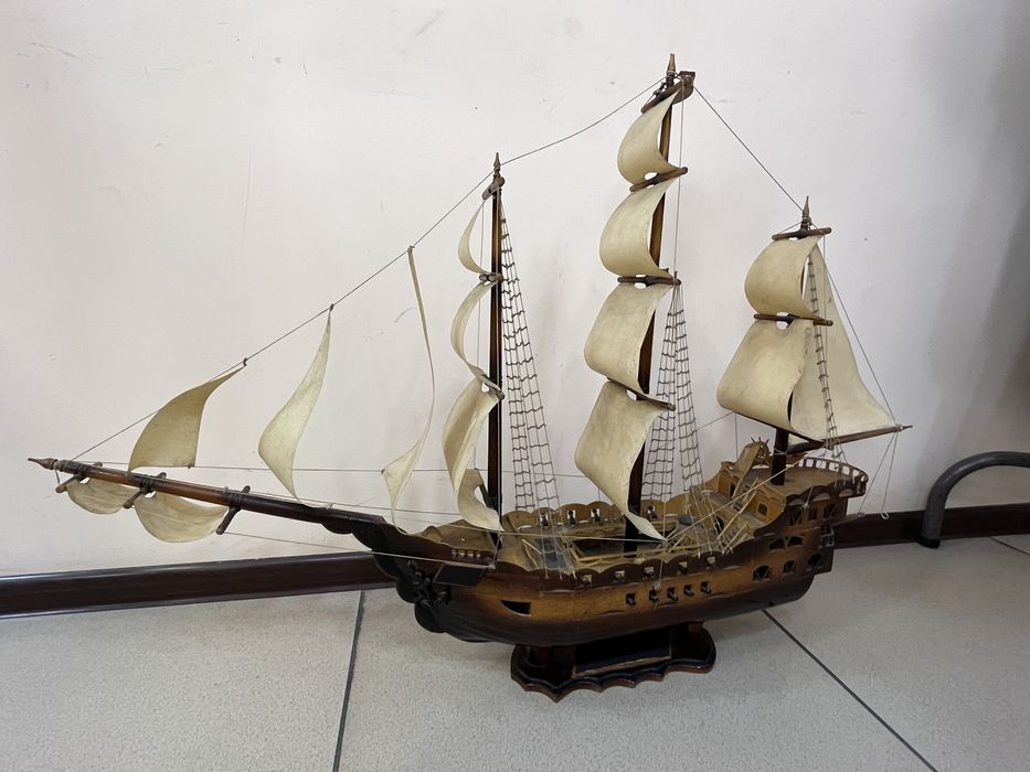 Продам макет корабля