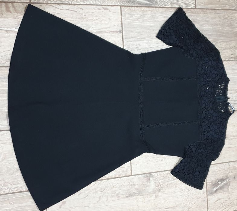 Rochie Zara neagra, marime S,30 lei