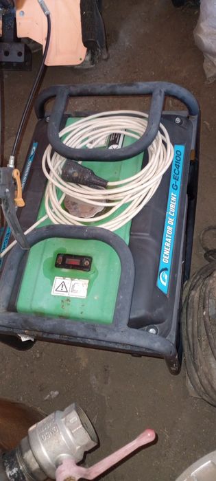 Generator electric pe benzina