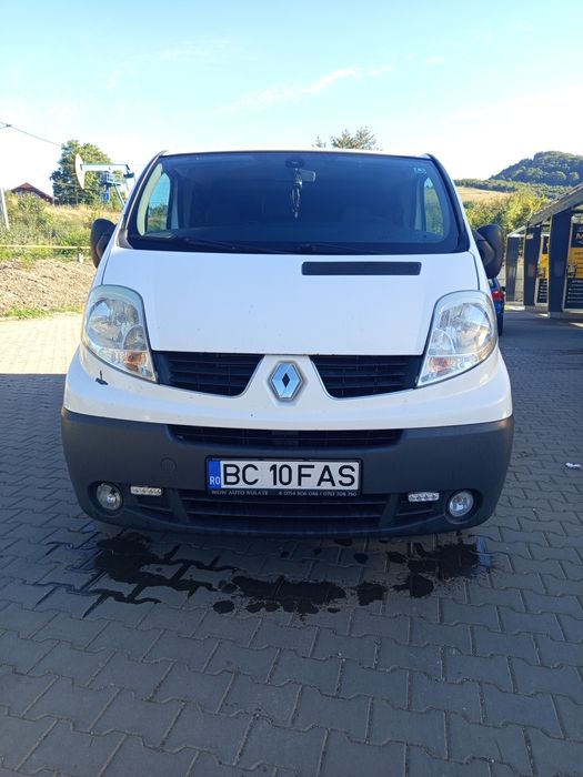 Renault trafic 2010 8+1 motor 2.0 d km 326.. originale