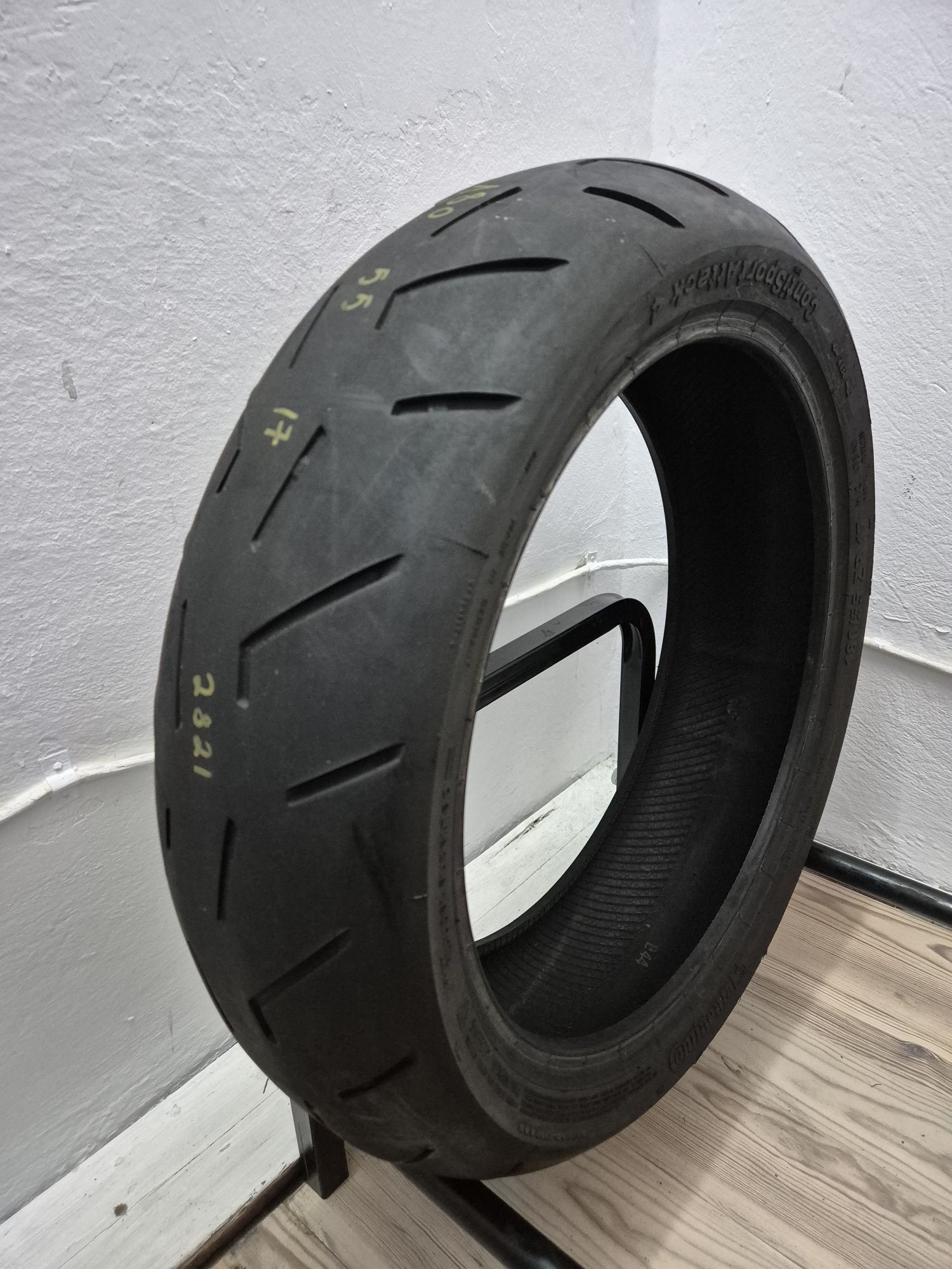 Anvelopa moto 180 55 17 Continental Contisportattack 4 dot 2821