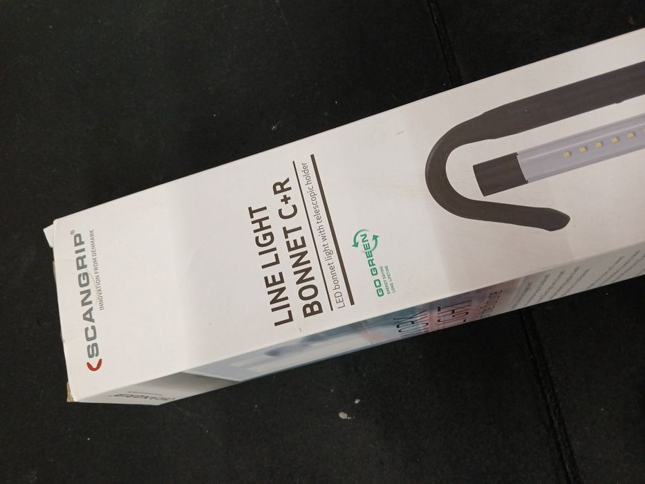 телескопична стойка за лампа