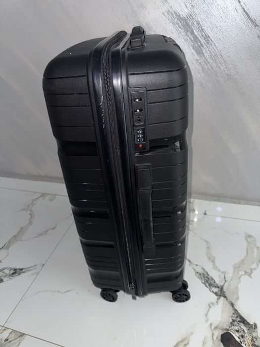 Bagaj troller de avion tim tour din germania