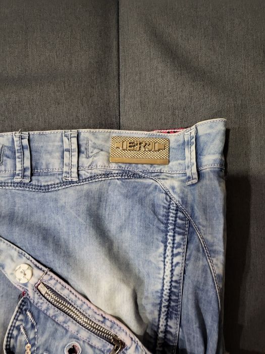 Нови Екстравагантни Пола- Дънки