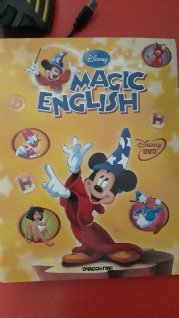 Colecție de reviste Disney magic english!