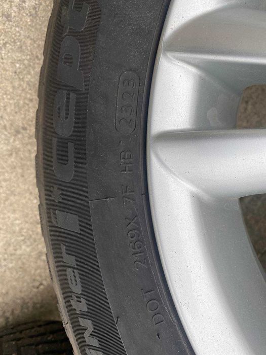 Гуми с джанти 205/60R16 за Toyota