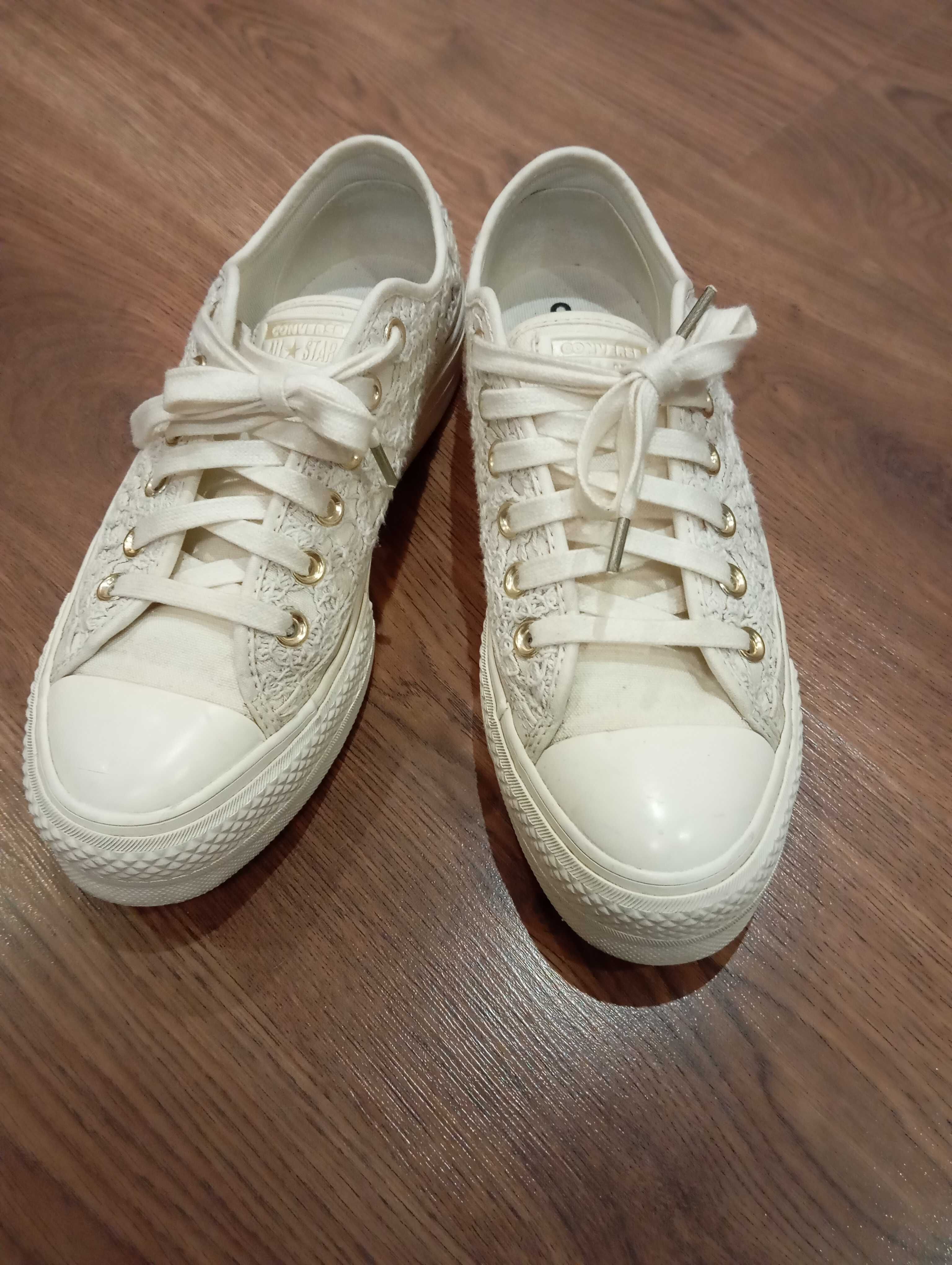 Кецове Converse 38номер,уголемени