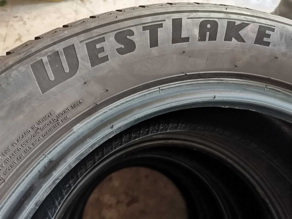 Cauciucuri de iarna 205/60/16