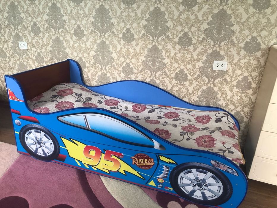 Детская спальная гарнитура со шкафами