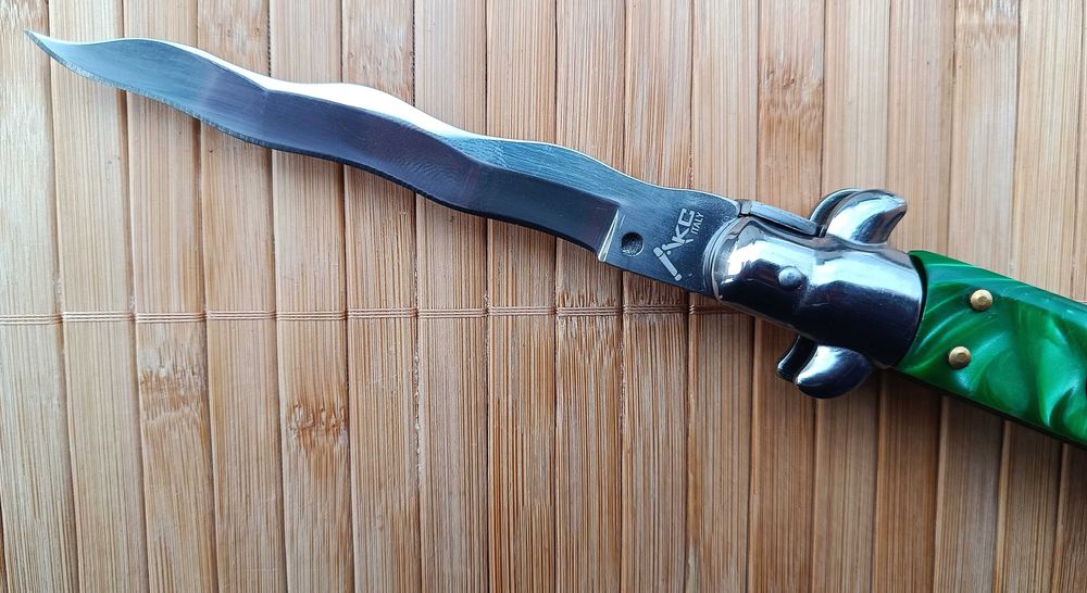 Автоматичен сгъваем нож / Stiletto /