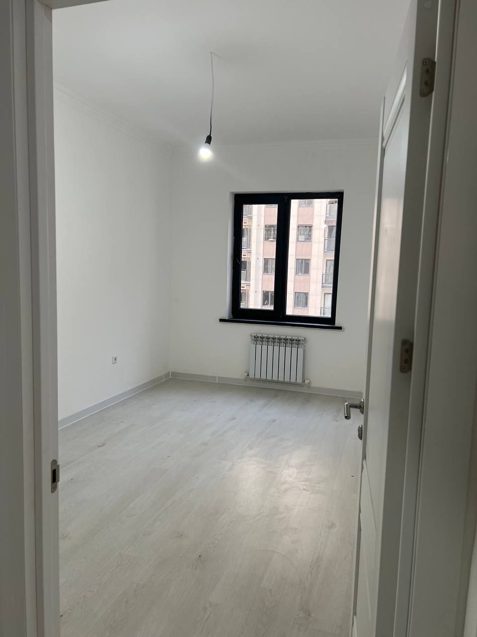 Новостройка, Центр, м.Космонавтов 3/8/9 75 М²