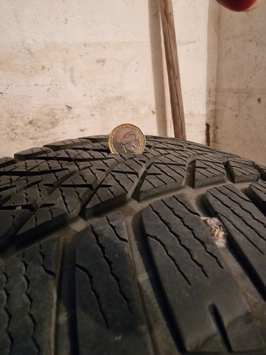 Желязни джанти с зимни гуми