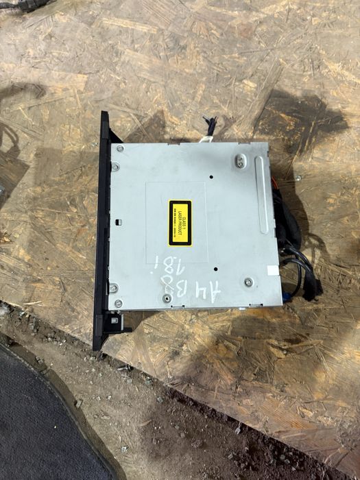 Audi A4 B8 Мултимедия