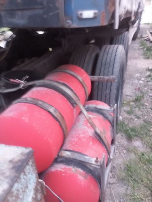 Kamaz pritsep bilan sotiladi