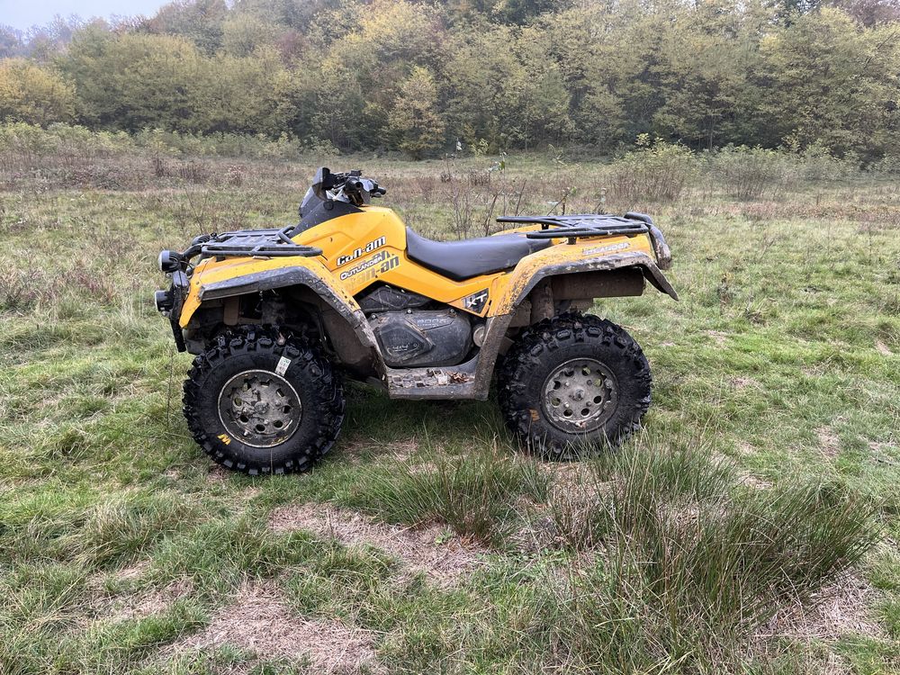 Can am outlander 800 g1.