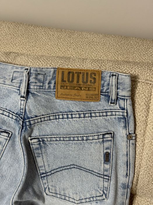 Дамски дънки LOTUS