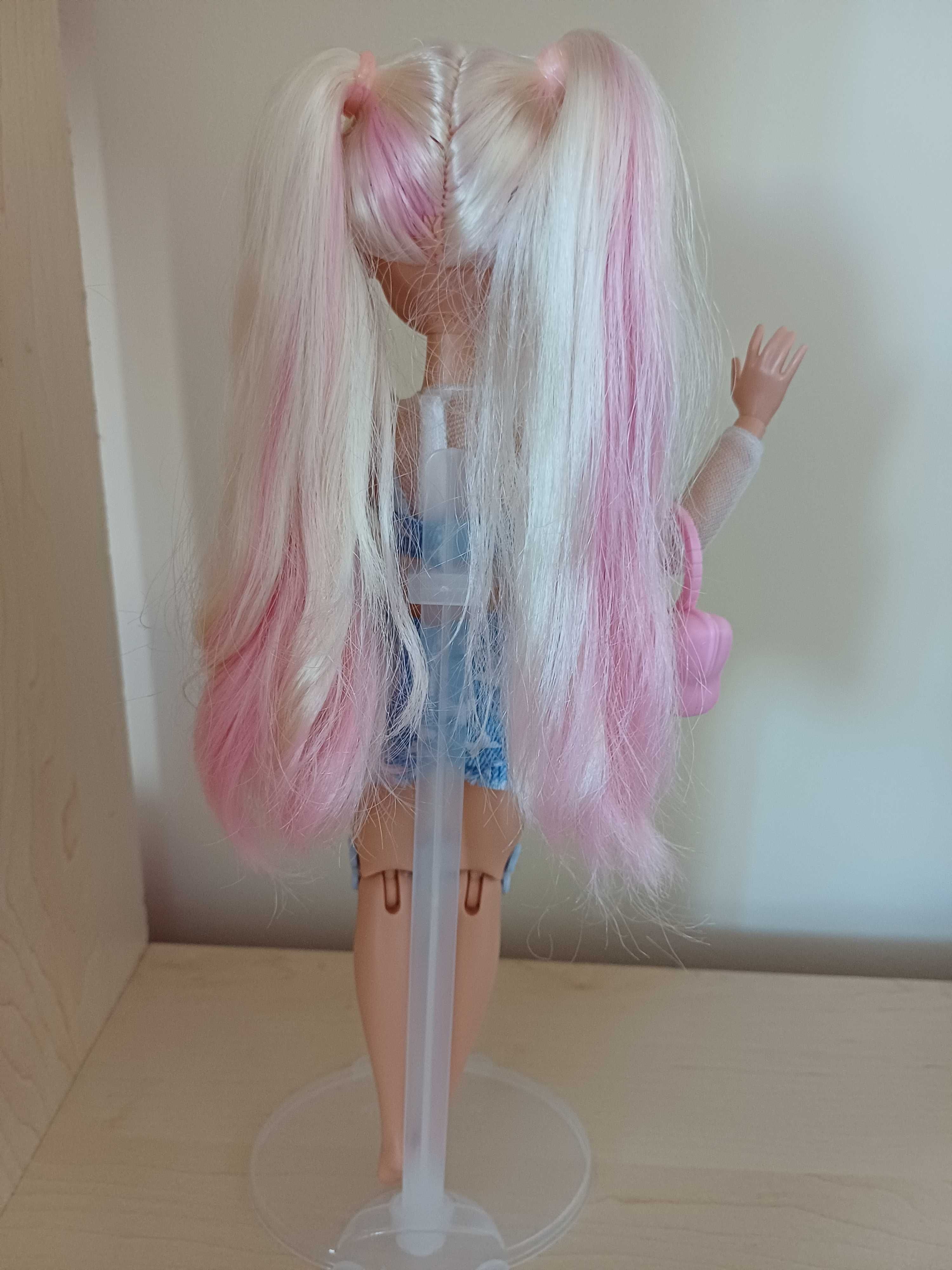 Кукла Барби Barbie Dream Besties Malibu - с ролери