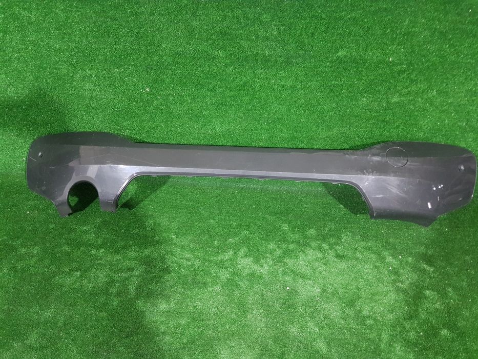 Spoiler bara spate BMW X1 F48 an 2014-2019 cu o mica denivelare