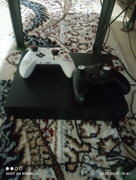 Игровая приставка