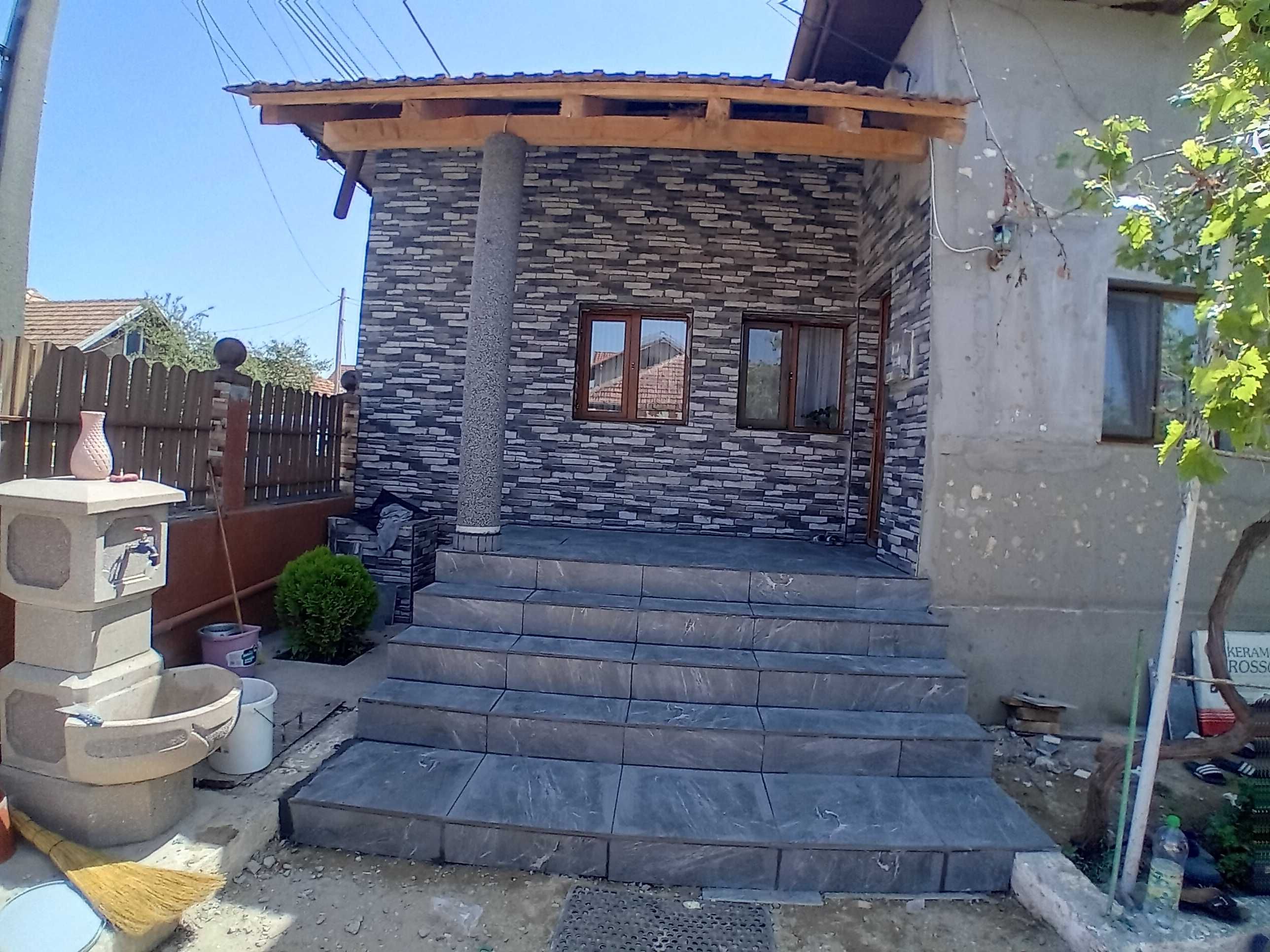 Meseriași cu experienta