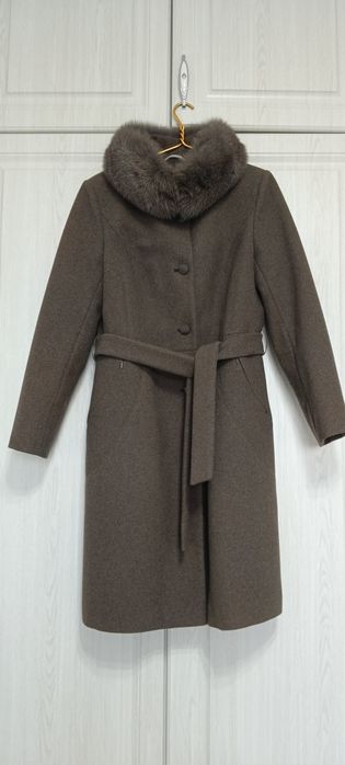 Продам женское зимнее пальто