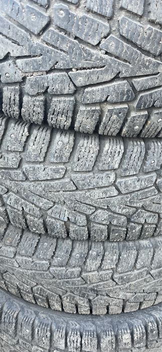 215/65/16 три шт