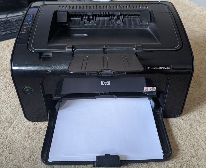 Продам принтер HP Laserjet 1102w с вайфаем
