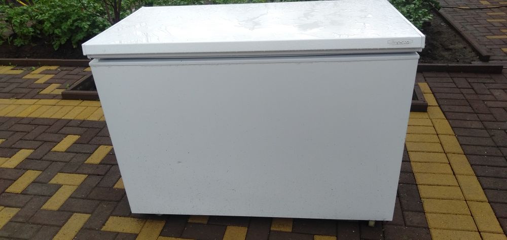 Продам морозильник ларь  Бирюса