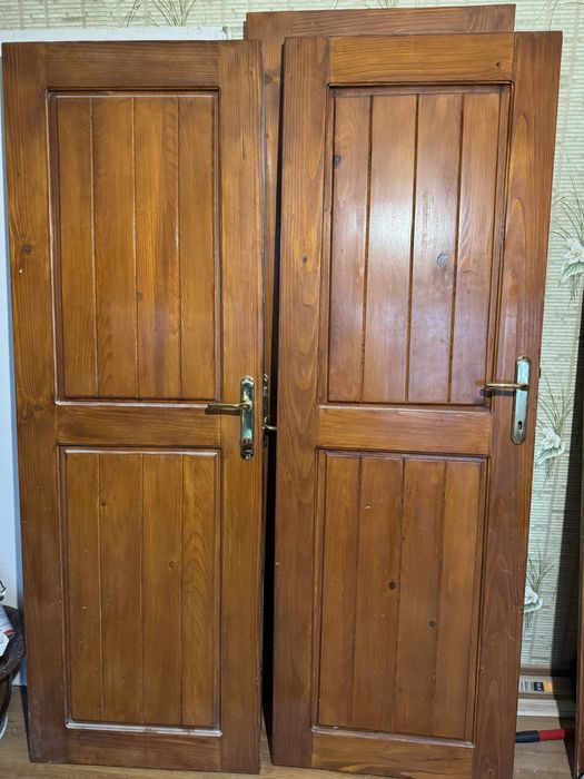 Дървени врати от чам