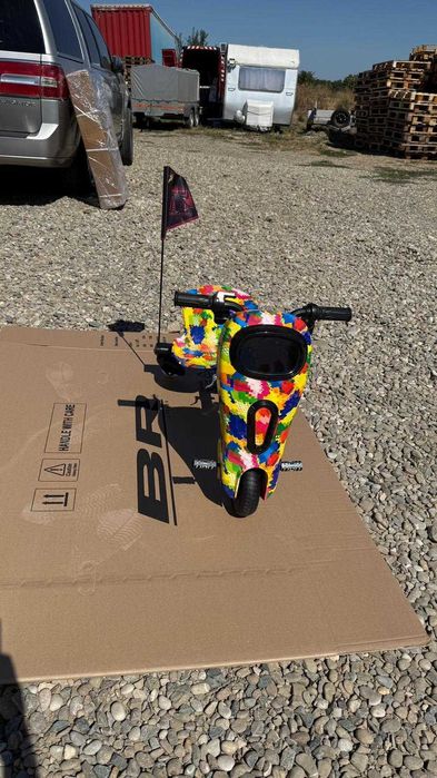 Tricicleta DRIFTURI electrică 360° pentru copii, Baterie 36V