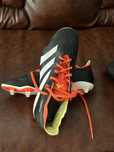 Ghete de fotbal adidas predator.