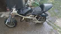 Vind / Dezmembrez motoreta pentru copii ne pornită de cv timp .