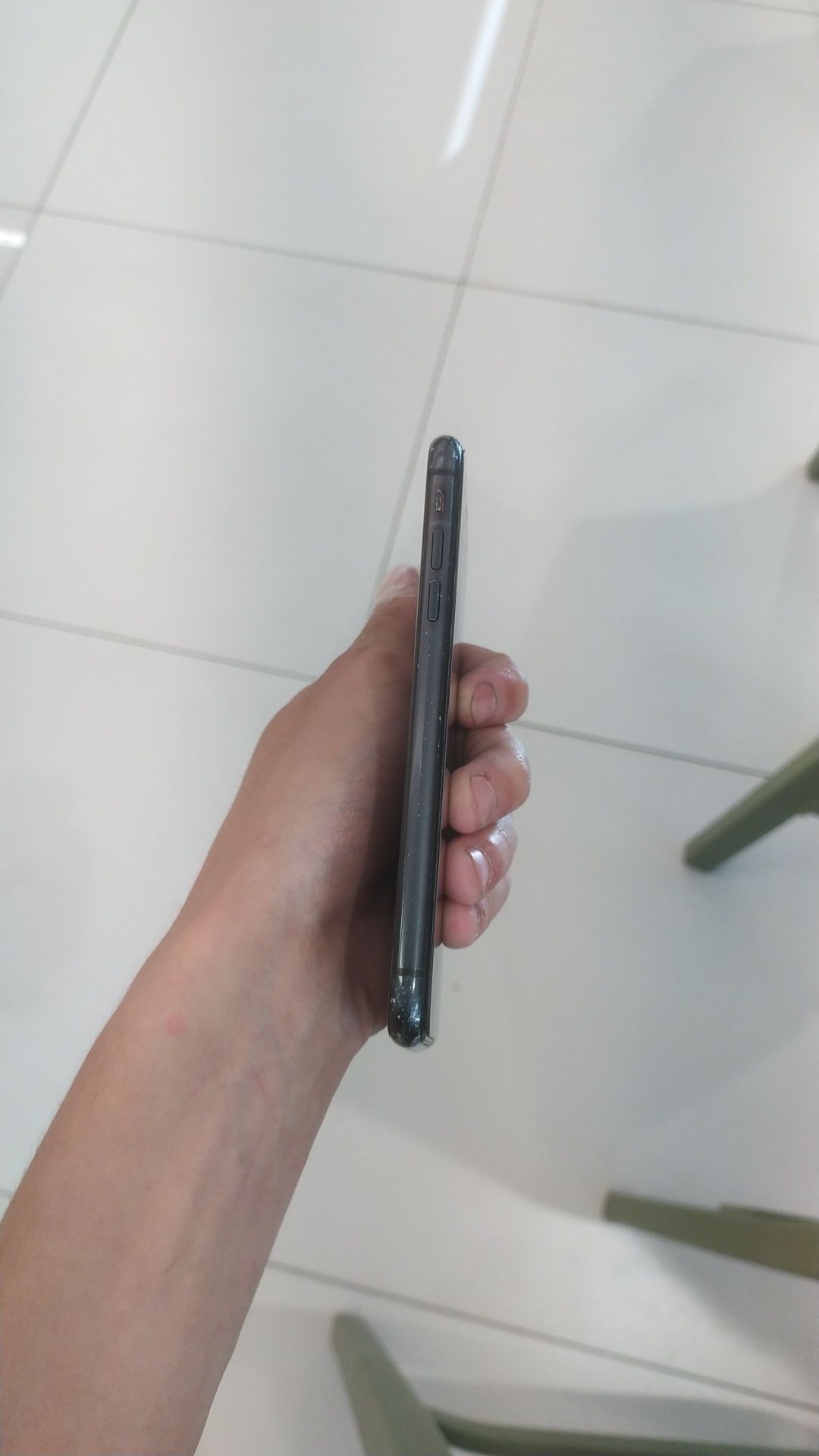 Продается Iphone XR