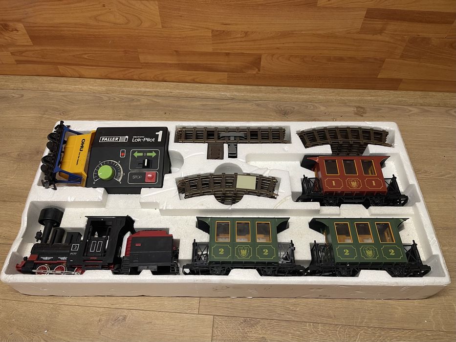 Set trenulet e train Faller