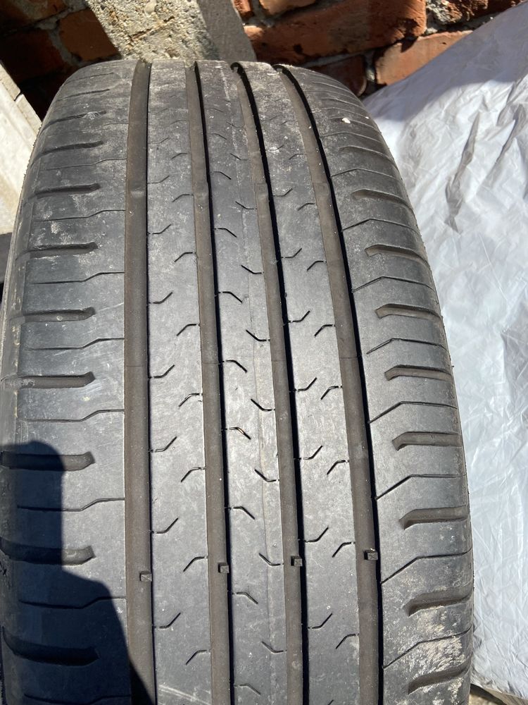 Гума с джанта 1бр. Continental 215/60/17 5х120, ЦО 67.1