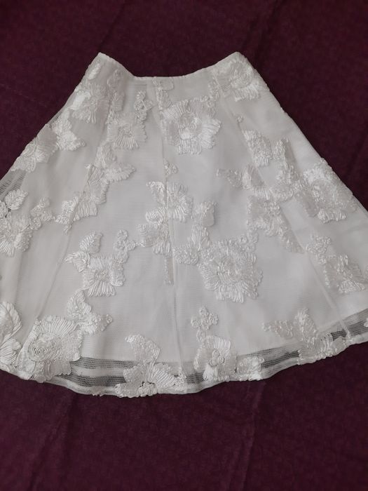 Продам фирменную юбку.