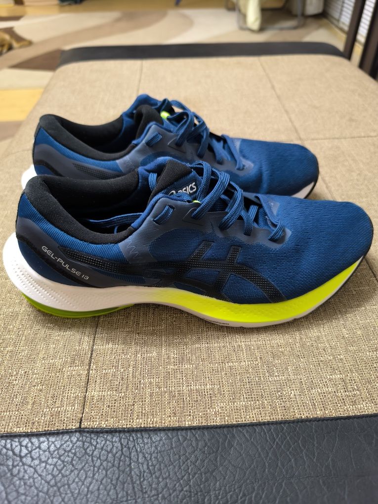 Маратонки за бягане Asics