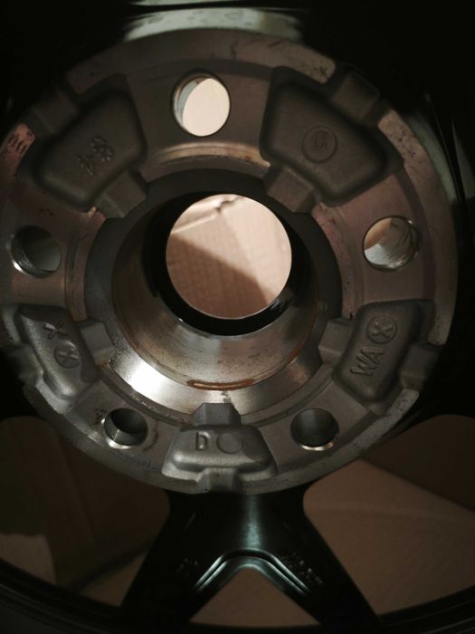 Алуминиеви джанти R за VWФолксваген-нови,оригинални 22 цола-3бр.