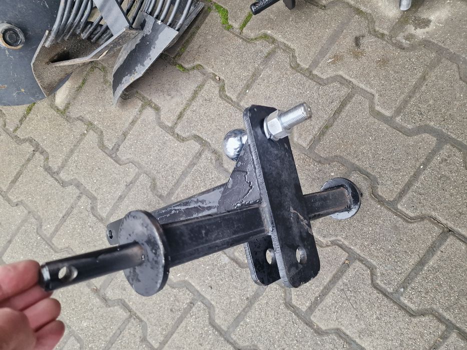 Cupla Dspozitiv de tractat remorca in tiranti la tractoras 3- 5 tone