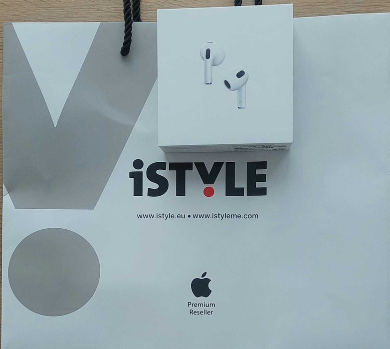 APPLE AirPods 3 (MPNY3ZM/A) Чисто Нови Фабрично Запечатана Кутуя