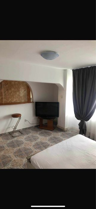ofer spre inchiriere apartament 1 camera Zona Primarie