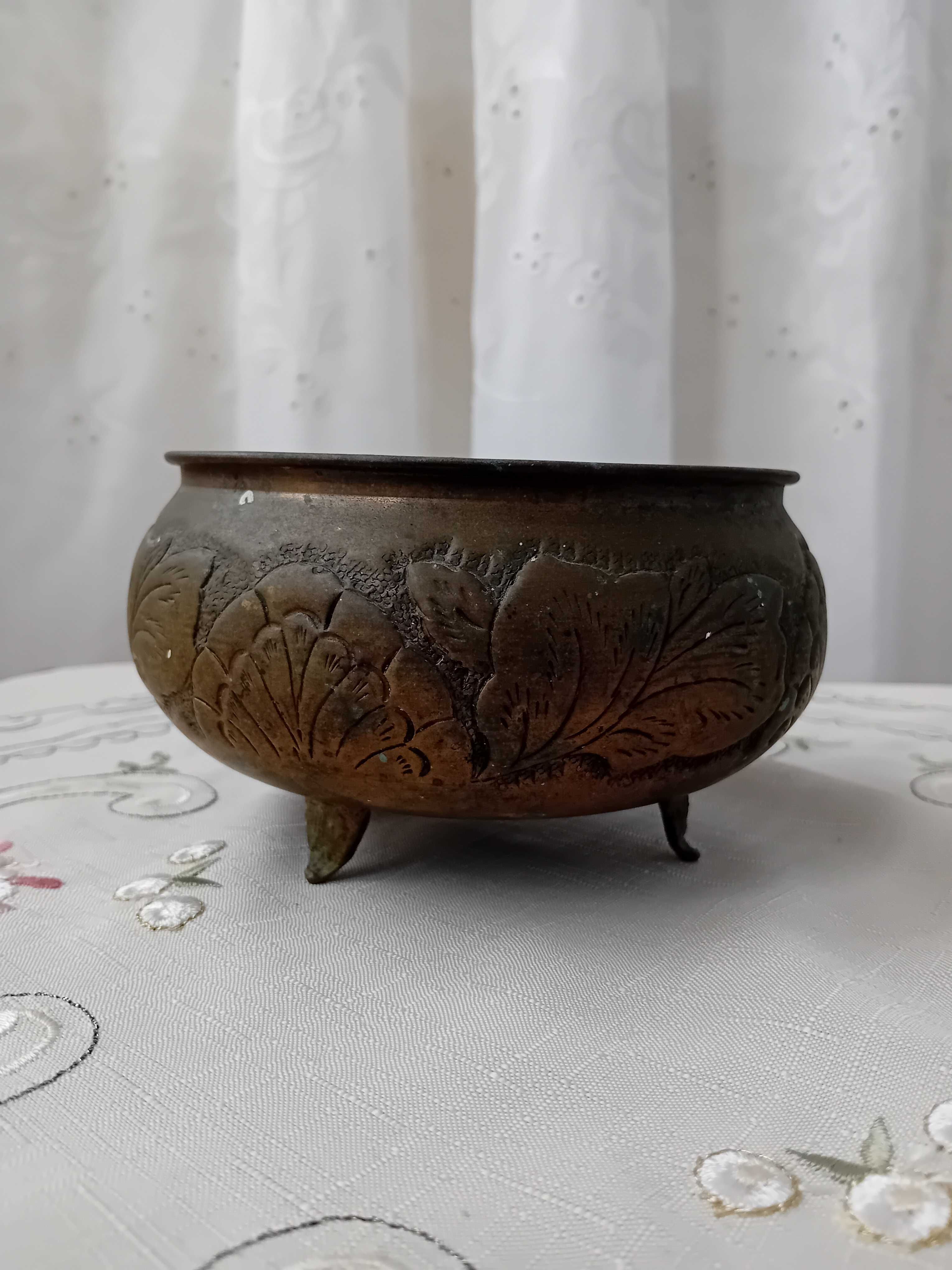 Продавам месингова купа