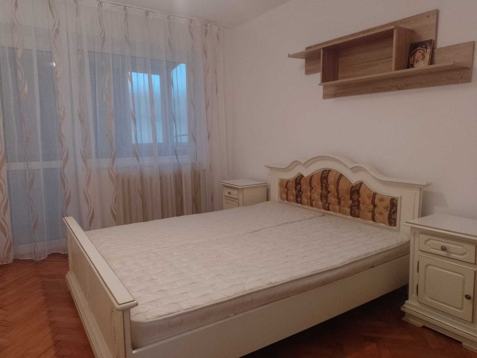 Apartament de închiriat