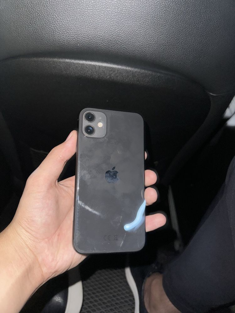 IPhone 11  64 Gb