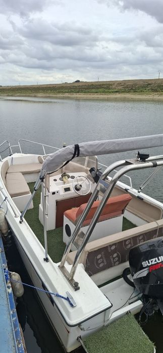 Barca fisherman suzuki 115cai 4t injectie +peridoc