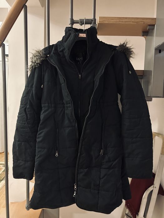 Geaca matlasata gravide cu aplicatie bebe