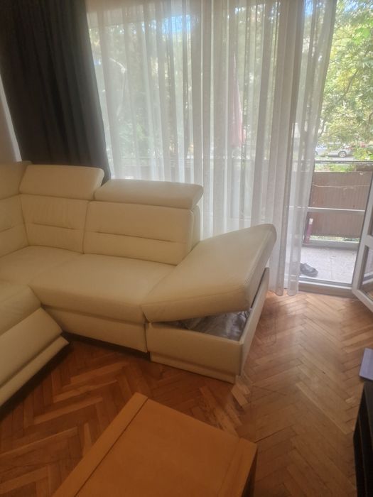 Кожен ъглов диван с релакс